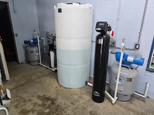 Water Purification System - This is a whole house Reverse Osmosis System. When a well produces too many dissolved solids to be viable for drinking water inside the home this is the best application for this issue. Water Purification System - This is a whole house Reverse Osmosis System. When a well produces too many dissolved solids to be viable for drinking water inside the home this is the best application for this issue.