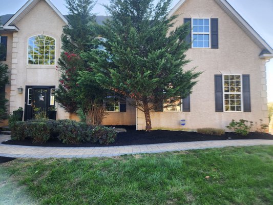 Services - Providing landscaping and lawn services for the greater Philadelphia area! We specialize in everything from lawn care, yard cleanups, commercial landscaping, garden design, property maintenance, mulching, tree removal, shrubs, hedges, sodding, sprinklers, edging, bush trimming and much more. Call us to book your free quote today! Services - Providing landscaping and lawn services for the greater Philadelphia area! We specialize in everything from lawn care, yard cleanups, commercial landscaping, garden design, property maintenance, mulching, tree removal, shrubs, hedges, sodding, sprinklers, edging, bush trimming and much more. Call us to book your free quote today!