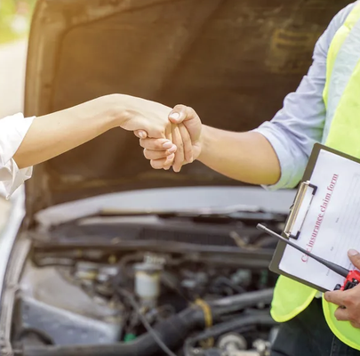 Roadside Assistance & Accident Towing - Our Roadside Assistance service is dedicated to providing prompt and reliable support to drivers in need of assistance on the road. Whether you've experienced a flat tire, a dead battery, a vehicle breakdown, or any other roadside issue, our team of trained professionals is here to help, 24 hours a day, 7 days a week.
We understand that roadside emergencies can be stressful and inconvenient, which is why we strive to deliver fast and efficient assistance to get you back on your way as quickly as possible. From jump-starting your vehicle to providing fuel delivery, lockout assistance, or towing services, we offer a comprehensive range of solutions to address your roadside needs.
With our extensive network of service providers and state-of-the-art equipment, you can trust us to handle any roadside situation with skill and expertise. Our goal is to provide peace of mind and assurance to drivers, knowing that help is just a phone call away whenever they encounter trouble on the road. Roadside Assistance & Accident Towing - Our Roadside Assistance service is dedicated to providing prompt and reliable support to drivers in need of assistance on the road. Whether you've experienced a flat tire, a dead battery, a vehicle breakdown, or any other roadside issue, our team of trained professionals is here to help, 24 hours a day, 7 days a week.
We understand that roadside emergencies can be stressful and inconvenient, which is why we strive to deliver fast and efficient assistance to get you back on your way as quickly as possible. From jump-starting your vehicle to providing fuel delivery, lockout assistance, or towing services, we offer a comprehensive range of solutions to address your roadside needs.
With our extensive network of service providers and state-of-the-art equipment, you can trust us to handle any roadside situation with skill and expertise. Our goal is to provide peace of mind and assurance to drivers, knowing that help is just a phone call away whenever they encounter trouble on the road.