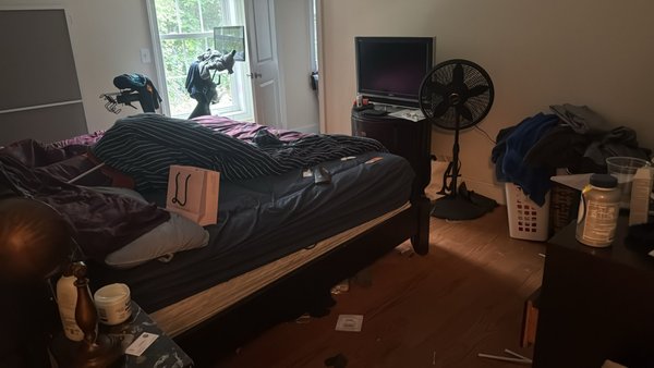 Bedroom Before and After - ✨ From cluttered to calm! ✨
A little organization can make a BIG difference. 🛏️✨
Swipe to see the transformation — from messy and unorganized to clean, tidy, and refreshed! 🧺💙
Before ➡️ After
Because a clean space feels like a fresh start. ✨
#BeforeAndAfter #RoomTransformation #CleanHome #OrganizedHome #SkilledMaids Bedroom Before and After - ✨ From cluttered to calm! ✨
A little organization can make a BIG difference. 🛏️✨
Swipe to see the transformation — from messy and unorganized to clean, tidy, and refreshed! 🧺💙
Before ➡️ After
Because a clean space feels like a fresh start. ✨
#BeforeAndAfter #RoomTransformation #CleanHome #OrganizedHome #SkilledMaids