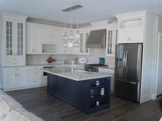 Kitchen Cabinets - For more photos of recent projects, please visit our website at www.domusa.com Kitchen Cabinets - For more photos of recent projects, please visit our website at www.domusa.com
