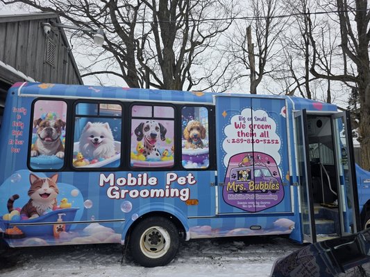 Booking Christmas Grooms Now - now booking mobile grooms for the Holiday season. dogs and cats
Big and small we groom them all Booking Christmas Grooms Now - now booking mobile grooms for the Holiday season. dogs and cats
Big and small we groom them all