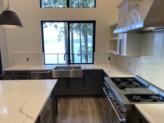 San Juan Island, 03/22 - San Juan Island full kitchen remodel with modern quartz countertop. San Juan Island, 03/22 - San Juan Island full kitchen remodel with modern quartz countertop.