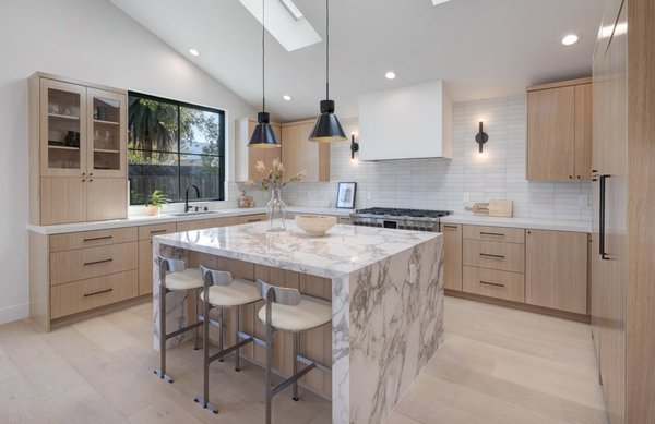 Kitchen remodeling 2025 - FL is dedicated make your project came true, 
Make sure customers are happy and satisfied,from start to finish