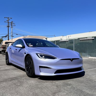 WRAPS - TESLA X,Y and 3 - Choosing a color to wrap your Tesla is not always easy. We can help you decide between a simple full color change that stands out or something a bit fancier. WRAPS - TESLA X,Y and 3 - Choosing a color to wrap your Tesla is not always easy. We can help you decide between a simple full color change that stands out or something a bit fancier.