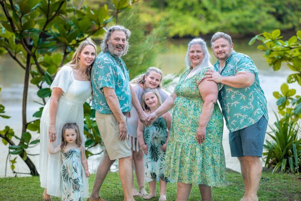 Generation family photography - My style is natural representation photography, esthetically crafted. Each photo session is a blast of fun. Family and extended family welcome. Generation family photography - My style is natural representation photography, esthetically crafted. Each photo session is a blast of fun. Family and extended family welcome.
