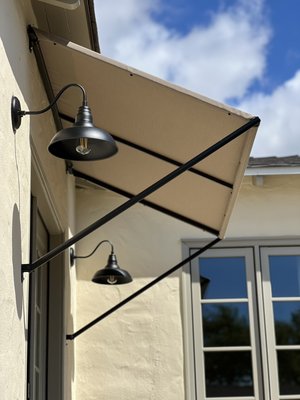 Modern / Minimalist Awning - Simple but modern door awning without front loose valance. Modern / Minimalist Awning - Simple but modern door awning without front loose valance.