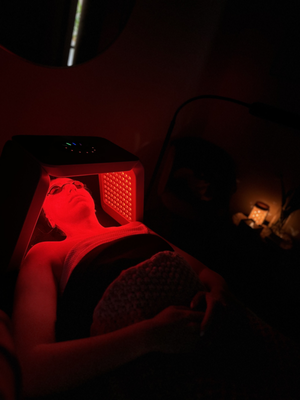 Facials - I offer a couple different options for facials. Note that all of my facials are extremely pampering and relaxing. They will consist of hot towels, head massage, scalp massage, red light therapy, masque, deep cleaning, deep exfoliation, facial massage and more... You can add on a chemical peel or microdermabrasion to the "Paradise Facial" for added deeper exfoliation benefits. Recommended products and regimens will always be suggested at the end of every facial. Your skin needs and benefits are extremely important to me and I want the very best for that beautiful face of yours! Come relax and feel refreshed with glowing, healthy skin! Facials - I offer a couple different options for facials. Note that all of my facials are extremely pampering and relaxing. They will consist of hot towels, head massage, scalp massage, red light therapy, masque, deep cleaning, deep exfoliation, facial massage and more... You can add on a chemical peel or microdermabrasion to the "Paradise Facial" for added deeper exfoliation benefits. Recommended products and regimens will always be suggested at the end of every facial. Your skin needs and benefits are extremely important to me and I want the very best for that beautiful face of yours! Come relax and feel refreshed with glowing, healthy skin!