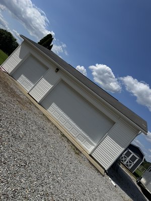 Farm house and garage soft wash to remove algae and years of dirt - Full farm house and garage soft wash to remove algae and years of dirt build up Farm house and garage soft wash to remove algae and years of dirt - Full farm house and garage soft wash to remove algae and years of dirt build up
