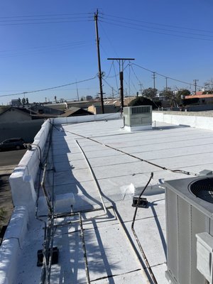 Flat Roof Installation - This Low Slope roof needed to be replaced.