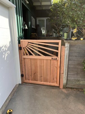 Gate/Door builds - New shower door!