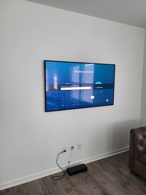65" Frame TV installation - 65" Frame TV with cable concealer kit installation
Cost: 120$
Time range: up to 2 hours 65" Frame TV installation - 65" Frame TV with cable concealer kit installation
Cost: 120$
Time range: up to 2 hours