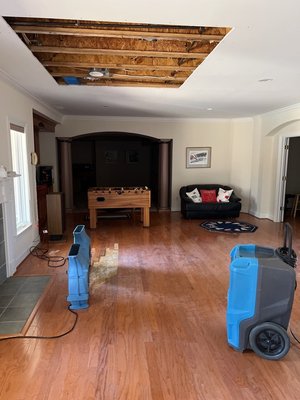 Water Restoration and Rebuild_Reston - One of the main issues that we see a lot is water damage from a damaged supply line to the dishwasher. This is what happened with this client, the client called about water damage in the basement which was caused by the leak from their dishwasher. Luckily, we were able to catch the problem early and was able to mitigate the water issue, and also put their basement back together. This was all covered by insurance.
Scope of Work: Water Mitigation, Paint, Flooring, and Carpet Water Restoration and Rebuild_Reston - One of the main issues that we see a lot is water damage from a damaged supply line to the dishwasher. This is what happened with this client, the client called about water damage in the basement which was caused by the leak from their dishwasher. Luckily, we were able to catch the problem early and was able to mitigate the water issue, and also put their basement back together. This was all covered by insurance.
Scope of Work: Water Mitigation, Paint, Flooring, and Carpet