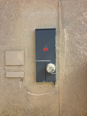 Panel upgrade in Corona, CA - This customers main breaker was arching and caused main buss to burn.  We replaced the panel with a new 200 Amp panel, new breakers, professionally labeled breakers and stucco patching with color matching.