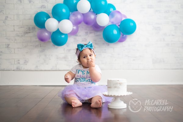 Cake Smashes - Book your next session! Cake Smashes - Book your next session!