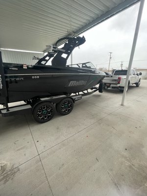 Malibu Wakesetter upgrade - Upgraded the stereo system in a Malibu Wakesetter Malibu Wakesetter upgrade - Upgraded the stereo system in a Malibu Wakesetter