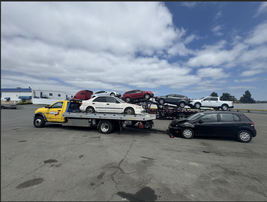 Towing Services - We are huge with our customer service. Our goal is to always make sure you are safe and that your vehicle is taken care off. We pride on our work and are available 24 hrs for 6 days in a week to deliver our promise. Put your trust in our work and call us for your next towing need.