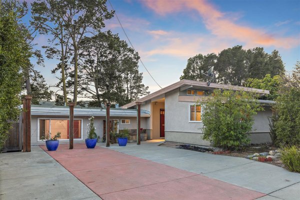 New Sale in Richmond El Sobrante! - Exceptionally spacious 5-bedroom, 2-bath plus stylish ADU with full bath. A legal duplex, the property will accommodate many different living arrangements. Lovely two level home offers 3 bedrooms, 1 updated bath, eat-in kitchen, large living/dining room w/gas-burning fireplace, hardwood floors, and a deck with canyon views on the upper level. Lower level: 2 bedrooms w/anterooms, 1 bath, office alcove, large living room, attractive kitchenette, laundry, engineered wood floors, and direct access to backyard. The studio is compact and well designed, with a built-in desk, eat-in kitchen, full bath, and its own laundry. There are two uncovered parking spots, mature landscaping in the front garden, and a big patio in the back. Desirable neighborhood near I-80, Kennedy Grove, shopping & restaurants. 15 minutes to BART and additional fine Orinda amenities. New Sale in Richmond El Sobrante! - Exceptionally spacious 5-bedroom, 2-bath plus stylish ADU with full bath. A legal duplex, the property will accommodate many different living arrangements. Lovely two level home offers 3 bedrooms, 1 updated bath, eat-in kitchen, large living/dining room w/gas-burning fireplace, hardwood floors, and a deck with canyon views on the upper level. Lower level: 2 bedrooms w/anterooms, 1 bath, office alcove, large living room, attractive kitchenette, laundry, engineered wood floors, and direct access to backyard. The studio is compact and well designed, with a built-in desk, eat-in kitchen, full bath, and its own laundry. There are two uncovered parking spots, mature landscaping in the front garden, and a big patio in the back. Desirable neighborhood near I-80, Kennedy Grove, shopping & restaurants. 15 minutes to BART and additional fine Orinda amenities.