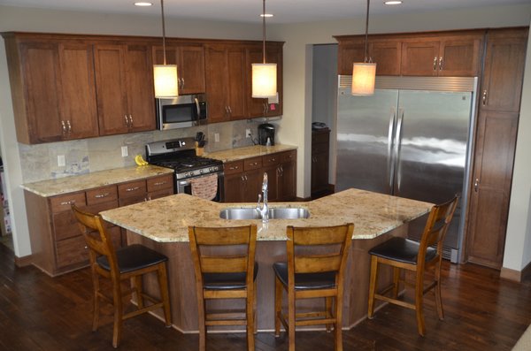Residential Cleaning Services - Our cleaning service is dedicated to transforming your space into a spotless, refreshing environment. We offer comprehensive cleaning solutions tailored to meet your specific needs, whether for residential homes or commercial properties.