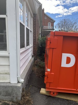 Close Quarters - This job was on a busy main street in a tiny driveway, but our driver made it happen, safe and sound! We are able to get into tricky places and make projects happen! Close Quarters - This job was on a busy main street in a tiny driveway, but our driver made it happen, safe and sound! We are able to get into tricky places and make projects happen!