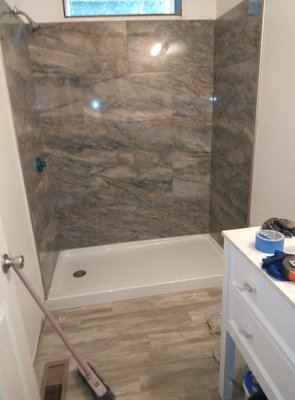 Bath remodeling - We specialize in complete bathroom remodeling