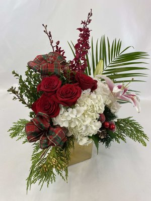 Christmas and New Year Flowers Just for Your Perfect Holidays! - Celebrate Christmas and New Year with beautiful flower arrangements! Delivery 7 days in OC area! Order online: https://ocflowersandevents.com/irvine-florist-flower-delivery/occasions/christmas/ Christmas and New Year Flowers Just for Your Perfect Holidays! - Celebrate Christmas and New Year with beautiful flower arrangements! Delivery 7 days in OC area! Order online: https://ocflowersandevents.com/irvine-florist-flower-delivery/occasions/christmas/