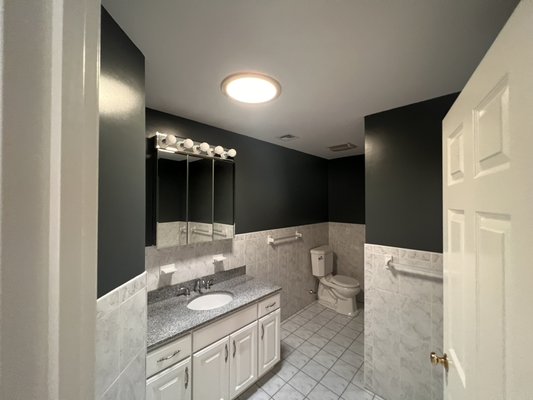 Interior Painting - Interior painting at Wesport MA Interior Painting - Interior painting at Wesport MA