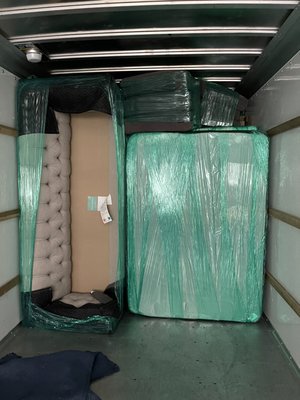 Moving, from house to a new house - excellent customers, they made us feel comfortable on the day of their move Moving, from house to a new house - excellent customers, they made us feel comfortable on the day of their move