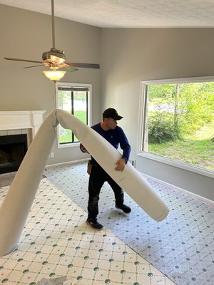 🏡Whole House Carpet Installation - We installed the pad and carpet on rooms, closets and steps.
🚧Pics are from before and during the installation.
📣Check back for the after job is completed pictures😁 🏡Whole House Carpet Installation - We installed the pad and carpet on rooms, closets and steps.
🚧Pics are from before and during the installation.
📣Check back for the after job is completed pictures😁