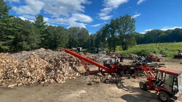 SEASONED FIREWOOD - 1 YEAR SEASONED HARDWOOD 16-18" LENGTHS
$300 PER CORD
$150 PER 1/2 CORD
Daily Deliveries Call (401)265-1017 SEASONED FIREWOOD - 1 YEAR SEASONED HARDWOOD 16-18" LENGTHS
$300 PER CORD
$150 PER 1/2 CORD
Daily Deliveries Call (401)265-1017