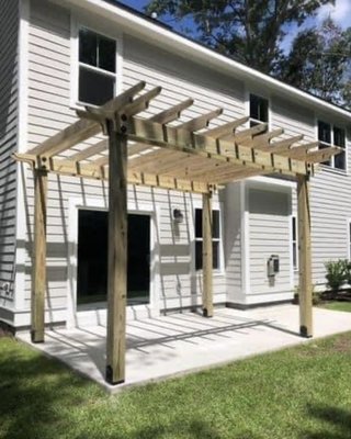 Backyard pergolas - A backyard pergola can drastically improve your relationship with your outdoor space. A pergola invites you outdoors for family dinners, a cozy spot for spending time with friends, an evening glass of wine with your partner.