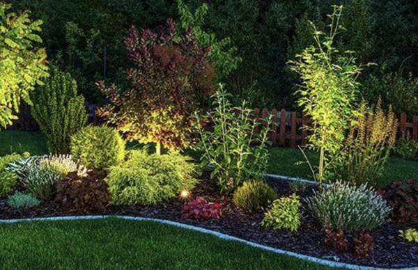 Landscape Lighting - We understand that the visual appearance of a property in the evening must be at its best. By the use of high quality products combined with our experience, our clients are ensured that their property has the most appealing lighting available. Landscape Lighting - We understand that the visual appearance of a property in the evening must be at its best. By the use of high quality products combined with our experience, our clients are ensured that their property has the most appealing lighting available.