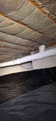 Crawl Space Encapsulation – Vapor Barrier Installation - Crawl space renovation including ductwork upgrades, new insulation, full cleanup, and installation of a heavy-duty vapor barrier for moisture control. Crawl Space Encapsulation – Vapor Barrier Installation - Crawl space renovation including ductwork upgrades, new insulation, full cleanup, and installation of a heavy-duty vapor barrier for moisture control.