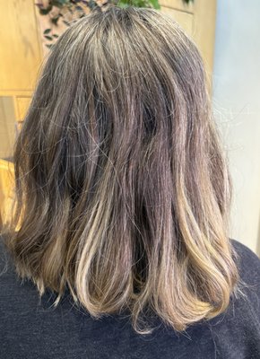 Full Highlight and Long Hair Cut With Melissa - Full head of highlights and cut correction on guest who did a home hair cut. 2 hours and 20 minutes, $255 with Melissa.