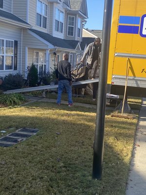 3bedroom home moving job - This was an out of town, move, moving and unloading, moving from one home to the next home 3bedroom home moving job - This was an out of town, move, moving and unloading, moving from one home to the next home
