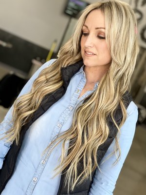 Hand Tied Extensions - Hand tied extensions , 1-2 Rows depending on length and fullness . Using hand tied wefts or machine wefts . Hand Tied Extensions - Hand tied extensions , 1-2 Rows depending on length and fullness . Using hand tied wefts or machine wefts .
