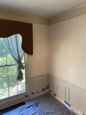 Dining Room Remodel - This remodel was done effectively & shows our great painting skills Dining Room Remodel - This remodel was done effectively & shows our great painting skills