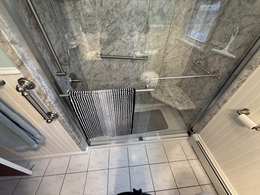 Bathroom Remodel - Brand new remodeled Bathroom. Call us today for a free Estimate!