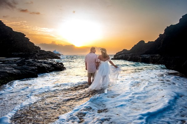 Vow Renewal - Lindsey and Joel came to us wanting an intimate and touching vow renewal. They left telling us the loved the photos even more than their wedding photos! We love creating spectacular vow renewals for couples with the same care we give our weddings. Vow Renewal - Lindsey and Joel came to us wanting an intimate and touching vow renewal. They left telling us the loved the photos even more than their wedding photos! We love creating spectacular vow renewals for couples with the same care we give our weddings.