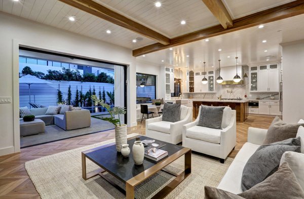 Full Remodels & New Construction - Golden Age Builders transforms houses into dream homes, from new construction to full-scale renovations. Every project is crafted with meticulous attention to detail, premium materials, and a focus on your vision. Take a look at some of our favorite transformations and imagine what we could create for your home.
