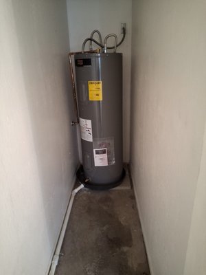 Electric Water Heater Installed Starting at $1,499.00 - Bluefrog Plumbing and Drain of North Phoenix offers all the top brands of electric water heaters starting at only $1,499.00, including installation. Pricing includes all items needed to install the water heater into a current electric water heating system, but does not include modifications to electrical wiring, breakers, or panel. The price also includes our Proactive Protection Plan which extends the standard one year labor warranty to two years, and includes a free hot water heater flush at the end of the first year, keeping your water heater in peak working condition, with additional discounts on any other services throughout the year, and a free inspection of exposed water connections, stop valves, and drains in your home.
Electric water heaters are known for their energy efficiency, safety (no gas leaks or carbon monoxide risks), lower installation costs, and environmental friendliness when paired with renewable energy sources. They also offer ease of installation by not requiring complex venting, good indoor air quality since there's no combustion, and are versatile for various installation locations.
High Energy Efficiency:
Electric units convert nearly all the electricity they consume into heat, resulting in minimal energy loss compared to gas heaters.
Eco-Friendly:
They don't produce harmful fumes or emissions, and their environmental impact can be further reduced when powered by renewable sources like solar or wind.
Good Indoor Air Quality:
The absence of a combustion process means better indoor air quality, with no risk of carbon monoxide poisoning.
Lower Installation Costs:
Electric water heaters are generally cheaper to install because they don't require gas lines or expensive venting systems.
Easy Installation & Versatility:
They don't require venting, which saves space and simplifies the installation process, allowing for more flexibility in placement within a home.
Low Maintenance:
Electric models typically have fewer moving parts, which reduces the likelihood of breakdowns and simplifies maintenance.
Enhanced Safety:
Eliminating the risk of gas leaks, explosions, or fires associated with fuel-fired heaters provides greater peace of mind.
Reliable Hot Water:
Traditional electric tank models are designed to maintain a consistent temperature, providing a continuous supply of hot water.
Quiet Operation:
Electric models are virtually silent compared to gas water heaters, which can be noisy due to burners and venting. Electric Water Heater Installed Starting at $1,499.00 - Bluefrog Plumbing and Drain of North Phoenix offers all the top brands of electric water heaters starting at only $1,499.00, including installation. Pricing includes all items needed to install the water heater into a current electric water heating system, but does not include modifications to electrical wiring, breakers, or panel. The price also includes our Proactive Protection Plan which extends the standard one year labor warranty to two years, and includes a free hot water heater flush at the end of the first year, keeping your water heater in peak working condition, with additional discounts on any other services throughout the year, and a free inspection of exposed water connections, stop valves, and drains in your home.
Electric water heaters are known for their energy efficiency, safety (no gas leaks or carbon monoxide risks), lower installation costs, and environmental friendliness when paired with renewable energy sources. They also offer ease of installation by not requiring complex venting, good indoor air quality since there's no combustion, and are versatile for various installation locations.
High Energy Efficiency:
Electric units convert nearly all the electricity they consume into heat, resulting in minimal energy loss compared to gas heaters.
Eco-Friendly:
They don't produce harmful fumes or emissions, and their environmental impact can be further reduced when powered by renewable sources like solar or wind.
Good Indoor Air Quality:
The absence of a combustion process means better indoor air quality, with no risk of carbon monoxide poisoning.
Lower Installation Costs:
Electric water heaters are generally cheaper to install because they don't require gas lines or expensive venting systems.
Easy Installation & Versatility:
They don't require venting, which saves space and simplifies the installation process, allowing for more flexibility in placement within a home.
Low Maintenance:
Electric models typically have fewer moving parts, which reduces the likelihood of breakdowns and simplifies maintenance.
Enhanced Safety:
Eliminating the risk of gas leaks, explosions, or fires associated with fuel-fired heaters provides greater peace of mind.
Reliable Hot Water:
Traditional electric tank models are designed to maintain a consistent temperature, providing a continuous supply of hot water.
Quiet Operation:
Electric models are virtually silent compared to gas water heaters, which can be noisy due to burners and venting.