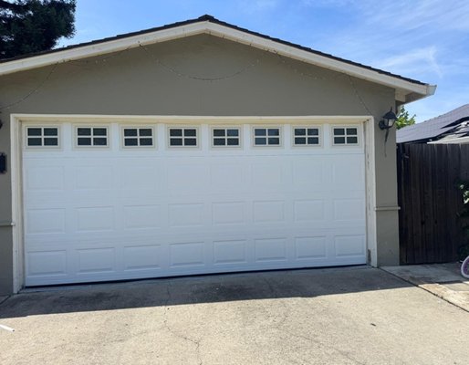 garage door replacement - 16×7 Non-Insulated Short Panel Garage Door

Professional installation of a 16×7 non-insulated short-panel garage door with secure window design in San Jose, CA. Clean installation, proper alignment, and smooth operation.20yr warranty on the door Starting prices at $1,500.