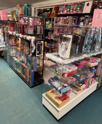 Over a hundred vintage Barbie and Ken Dolls - Visit Shop 8 for the best in Barbie, Ken and accessories!
New items and collections daily - Worth the trip!

Visit NW's leading Mall for - Retro Vintage Collectibles!
Pacific Antiques Mall
10228 Pacific Ave S
Tacoma, Washington 98444
253-539-0117
Hours - OPEN Daily 10:00 AM to 7:00 PM

PacificAntiquesMall.com
instagram.com/PacificAntiquesMall
youtube.com/@PacificAntiquesMall
x.com/PacificAntiques