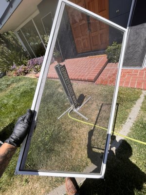 Window and screen cleaning - Last time windows and screens were cleaned was 6 years ago. Screens look brand new and windows are crystal clear. Window and screen cleaning - Last time windows and screens were cleaned was 6 years ago. Screens look brand new and windows are crystal clear.
