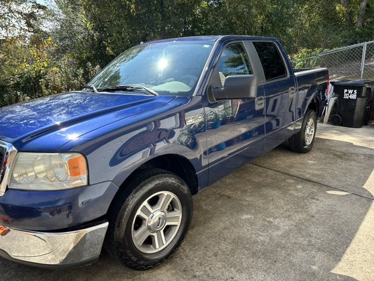 Moblie detailing - Deep cleaning, interior and exterior wash, wax, etc. Moblie detailing - Deep cleaning, interior and exterior wash, wax, etc.