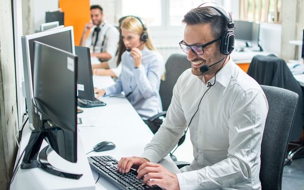 Managed IT Services - Simply pay a monthly predictable fee for onsite desktop support and remote helpdesk service. Pay less for more value.
IT doesn’t have to be a cost center. Instead, we ensure it empowers your team and company. We handle all IT - helpdesk , desktop support, cable networking, phones, server, backups, email, IT security compliance, and more. Managed IT Services - Simply pay a monthly predictable fee for onsite desktop support and remote helpdesk service. Pay less for more value.
IT doesn’t have to be a cost center. Instead, we ensure it empowers your team and company. We handle all IT - helpdesk , desktop support, cable networking, phones, server, backups, email, IT security compliance, and more.