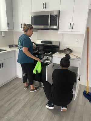 MOVE IN/POST CONSTRUCTION CLEANING - We were hired for a move in cleaning for a realtor that wanted to deliver a spotless condo for his client. We came and delivered great results. We did this in under two hours with three workers. Condo was 2 bed Two baths and kitchen area for a great price!! Get your FREE quote today. Call us at 6262139319