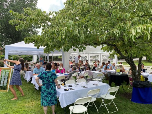 Full Catering & Events Available - We want to put together the perfect package for your special event. Whether it is saying I do or hashing out that new business deal, we are here to help. Our venue offers many options with various spaces that can be customized to fit your exact needs. Our food offering is flexible and delicious, designed to fit any budget. Let us host your next event!