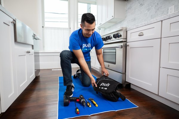 Kitchen Appliance Repair - Puls serves the ever-changing needs of the modern homeowner by providing a hybrid home-warranty and on-demand service platform. We enable same or next-day service through our predictive matching technology, connecting homeowners with our nationwide network of highly vetted technicians in seconds.

Puls' tech-enabled platform provides local home repair technicians with the customers and software to build and grow a repair business, so they can focus solely on completing quality work.
