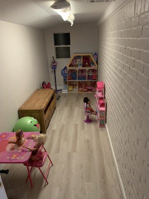 Move in project. - We help with arrange/organize your furniture to look good in your home.